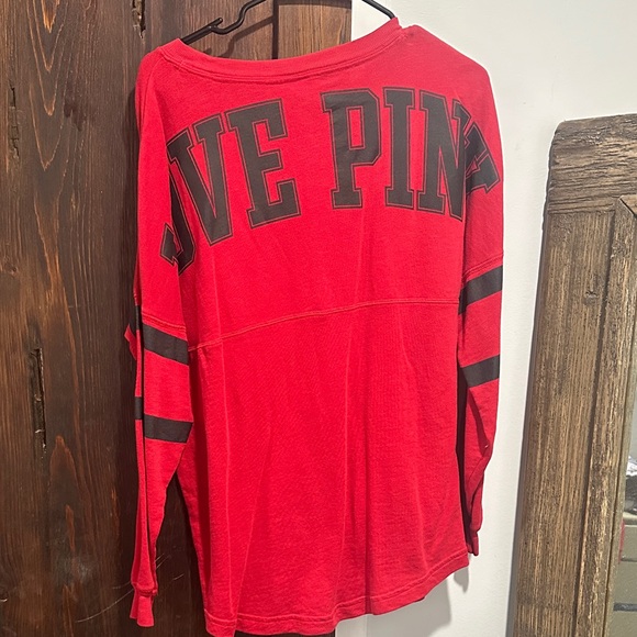 PINK Victoria's Secret Red Love Pink Sweatshirt - Picture 3 of 4